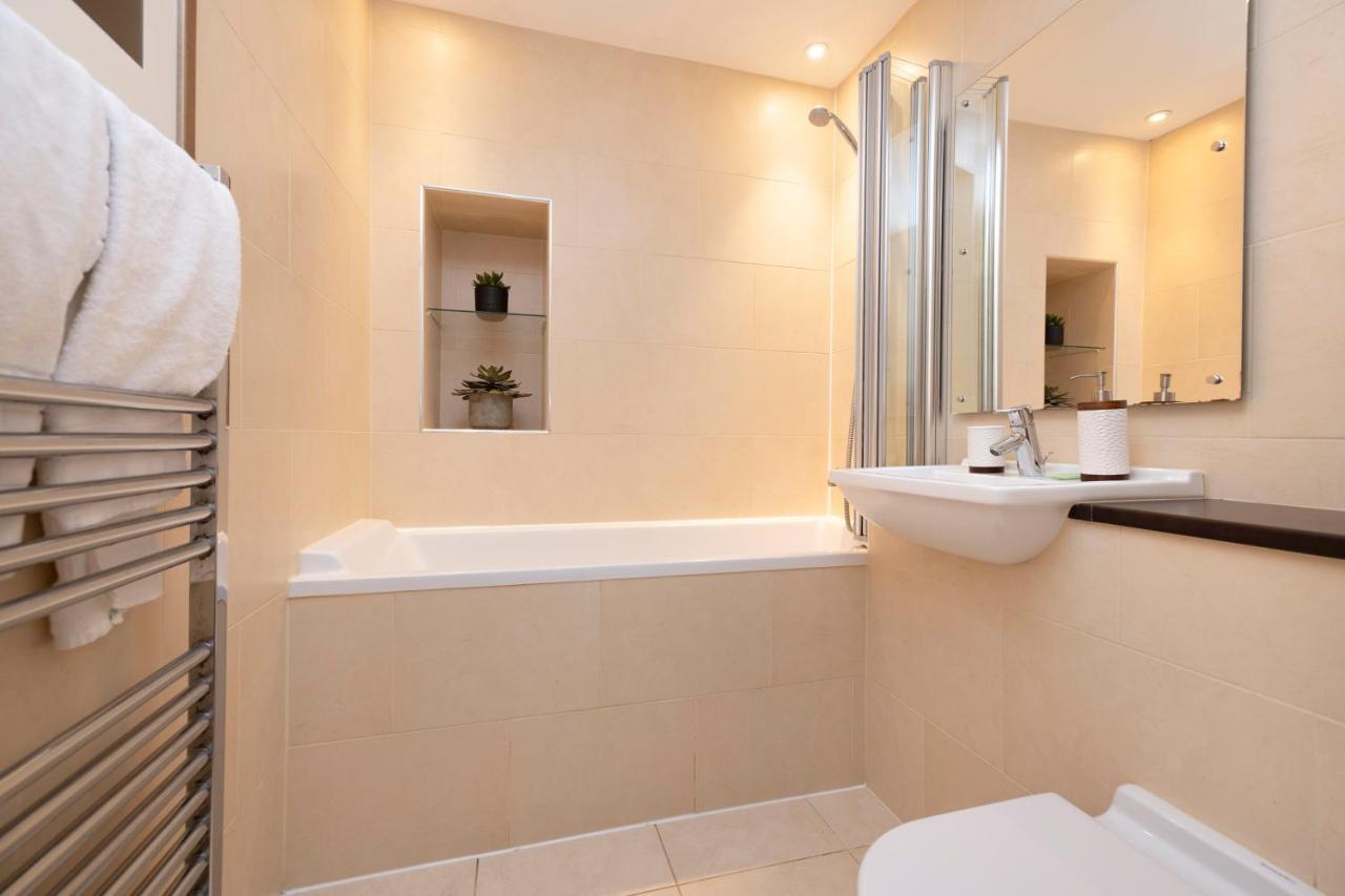 Appartamento Joivy Luxury Flat Near Edinburgh Castle Esterno foto